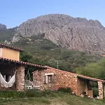 Casa De La Luz-finca La Sierra De 4 Estrellas Completo En El Corazón Del Geoparque De 6 A 12 Personas Berzocana