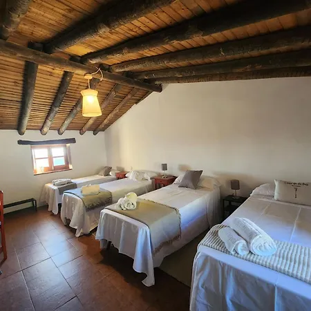 Casa De La Luz-finca La Sierra De 4 Estrellas Completo En El Corazon Del Geoparque De 6 A 12 Personas
