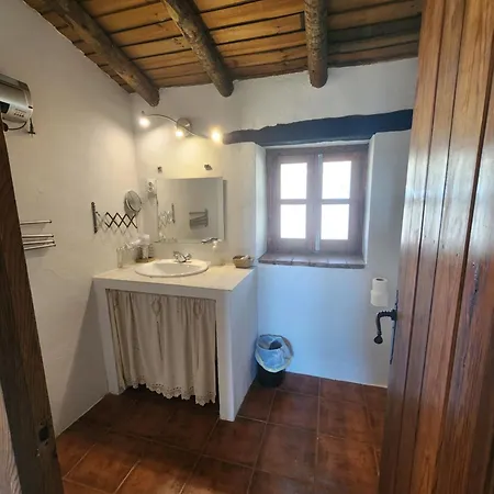 Villa Casa De La Luz-finca La Sierra De 4 Estrellas Completo En El Corazon Del Geoparque De 6 A 12 Personas *