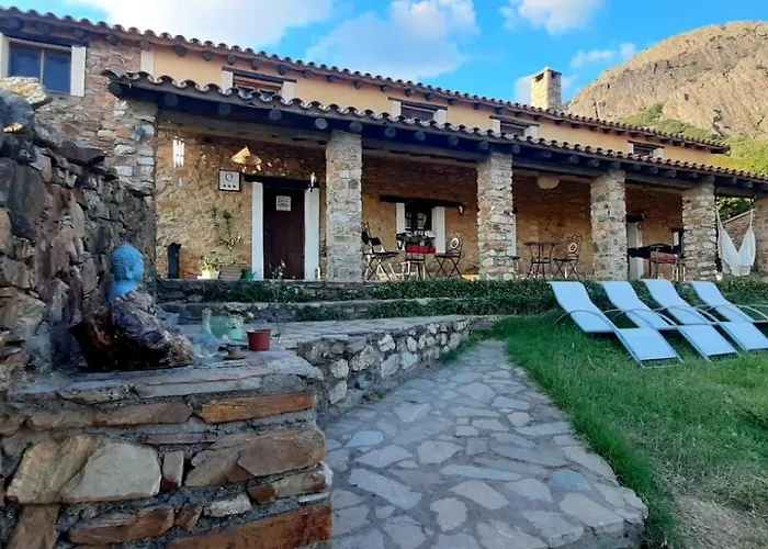 Villa Casa De La Luz-finca La Sierra De 4 Estrellas Completo En El Corazon Del Geoparque De 6 A 12 Personas *