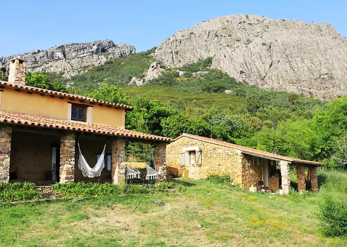 Casa De La Luz-finca La Sierra De 4 Estrellas Completo En El Corazon Del Geoparque De 6 A 12 Personas