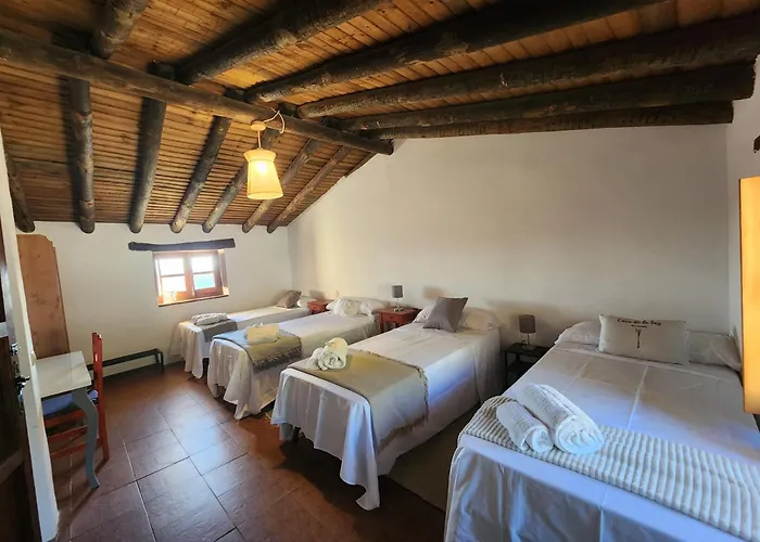 Casa De La Luz-finca La Sierra De 4 Estrellas Completo En El Corazon Del Geoparque De 6 A 12 Personas