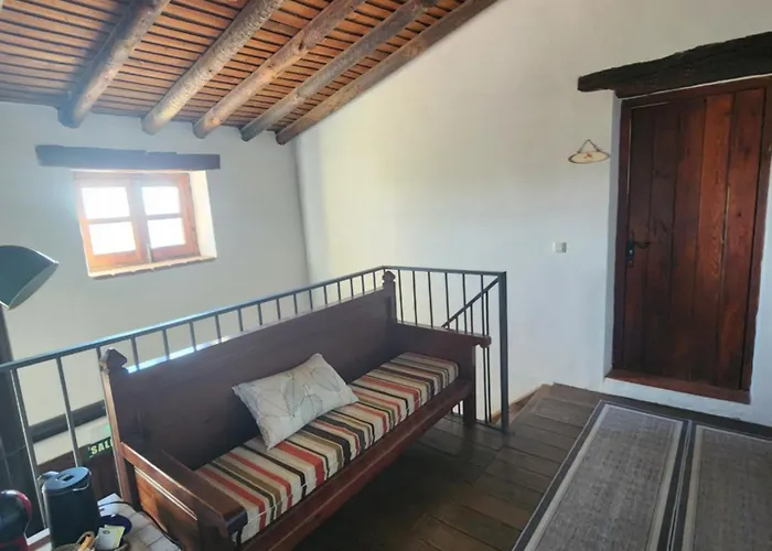 Casa De La Luz-finca La Sierra De 4 Estrellas Completo En El Corazon Del Geoparque De 6 A 12 Personas *