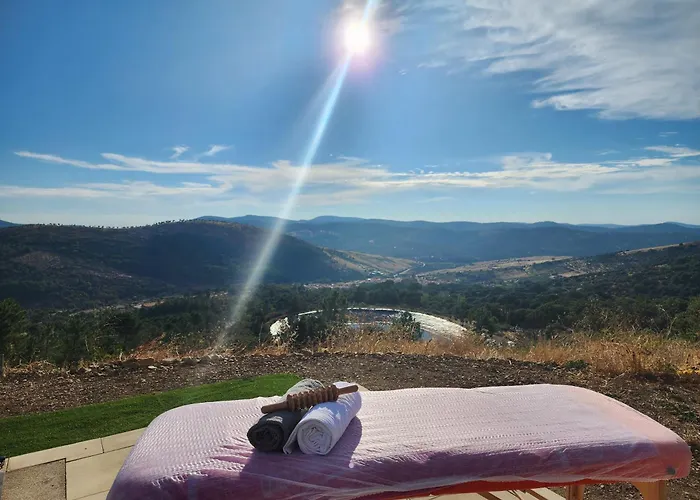 Casa De La Luz-finca La Sierra De 4 Estrellas Completo En El Corazon Del Geoparque De 6 A 12 Personas * Berzocana