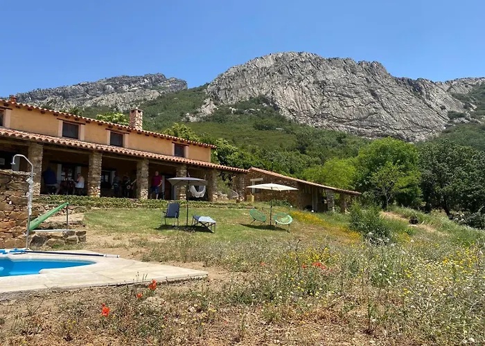 Casa De La Luz-finca La Sierra De 4 Estrellas Completo En El Corazon Del Geoparque De 6 A 12 Personas Villa *